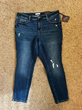 NWT Ava & Viv Mid-Rise Skinny Stretch Jeans Size 16 W